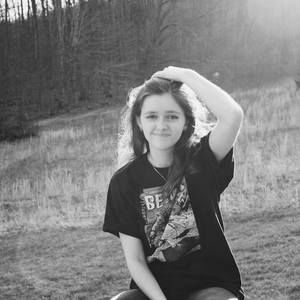 Meet your Posher, Carolina